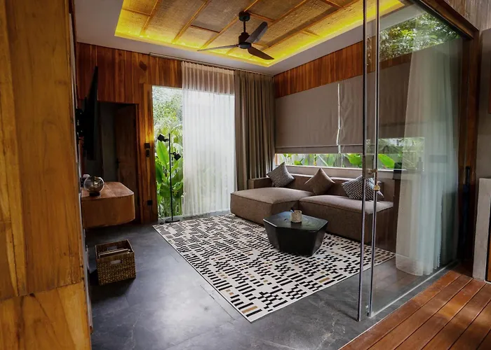 Kayunida - Charming 1br Wooden In Villa *